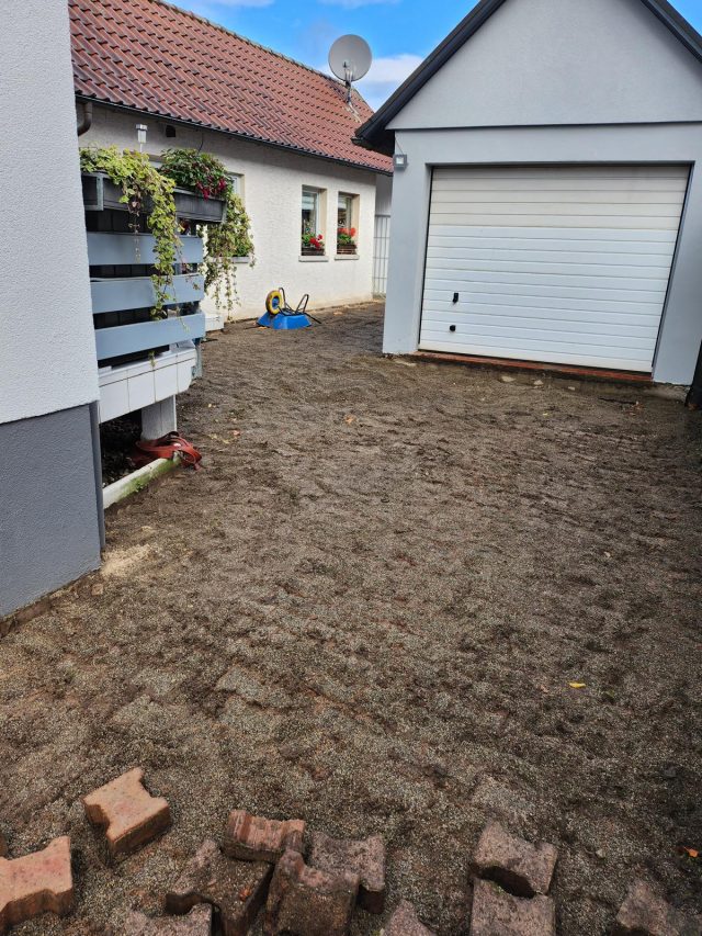 AB Galabau #327